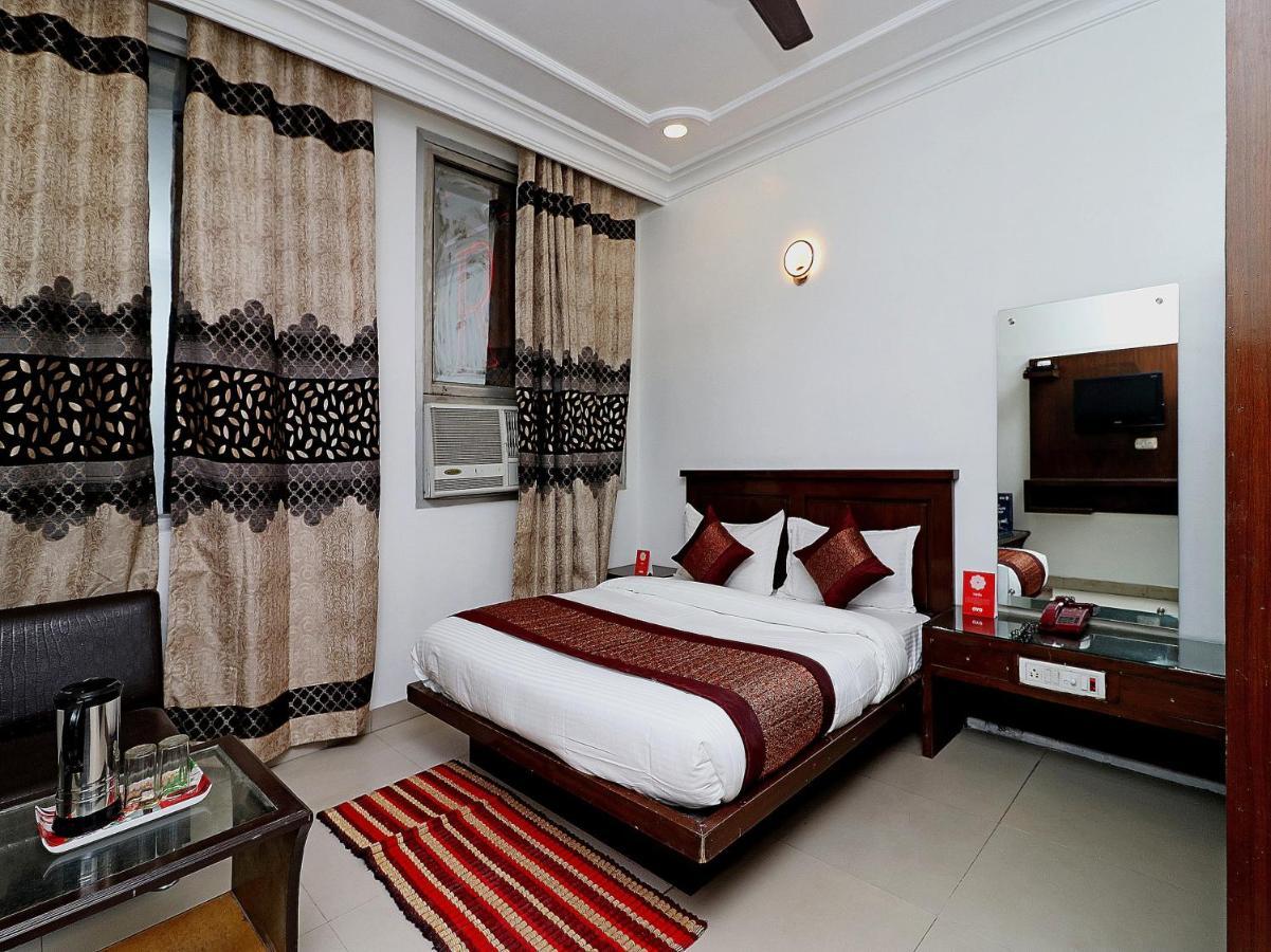 ניו דלהי Oyo Flagship Kumar Palace מראה חיצוני תמונה