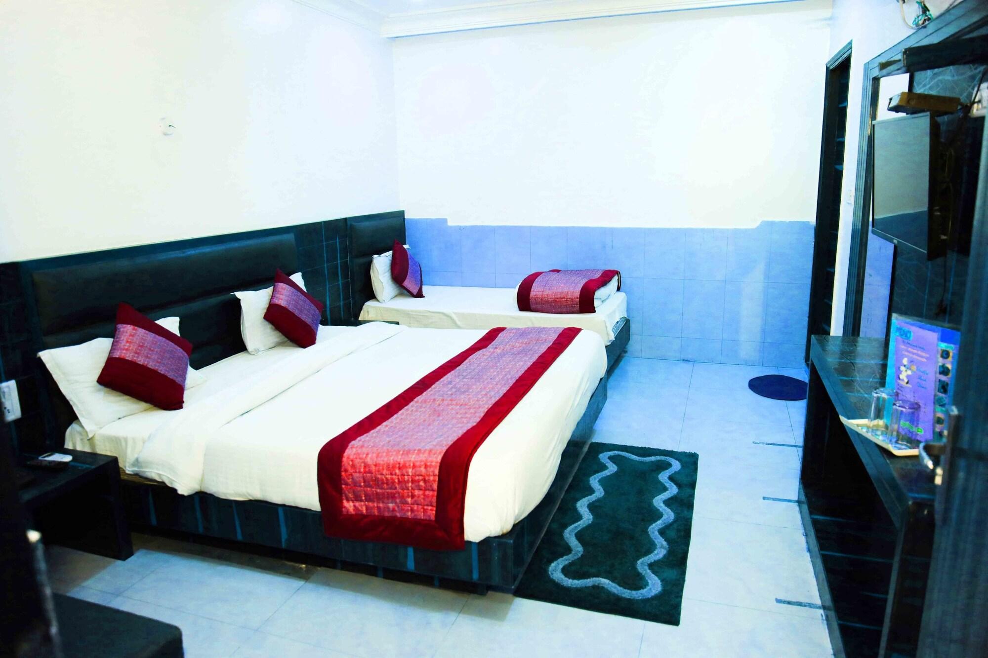 ניו דלהי Oyo Flagship Kumar Palace מראה חיצוני תמונה