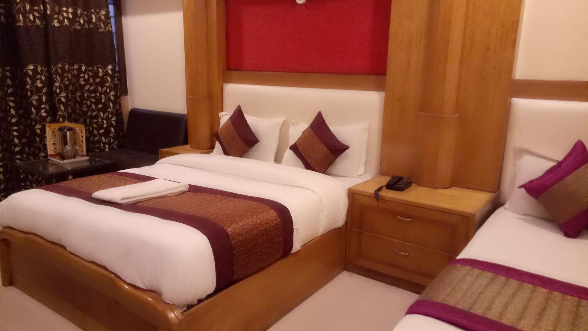 ניו דלהי Oyo Flagship Kumar Palace מראה חיצוני תמונה